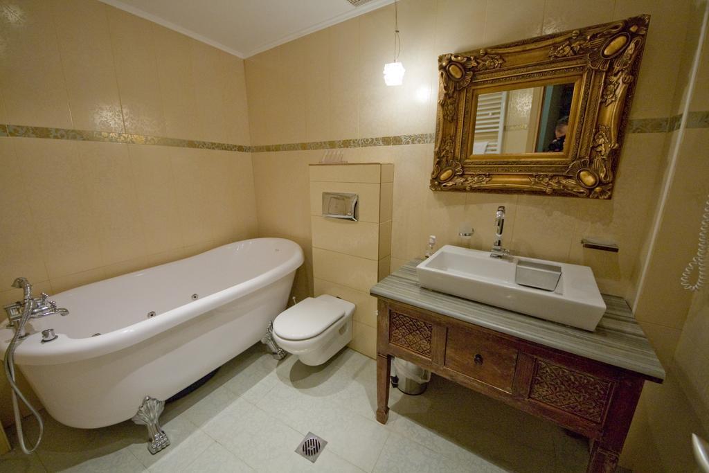 Onar Guesthouse Agios Athanasios  Exterior photo